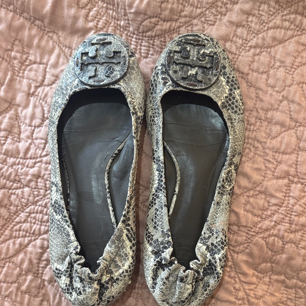 Tory Burch Snakeskin Flats - Black and Cream